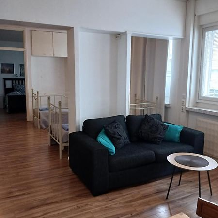 Anne'S City Apartment ยิวาสคูลา ภายนอก รูปภาพ
